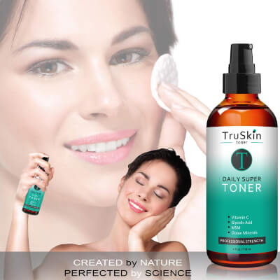 Toners hydrate the skin greatly and also reduce large open pores